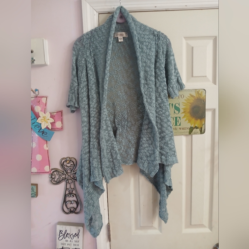 Decree Open Front Sweater Missy XL ( fits like Medium) Blue Short Sleeve Knit